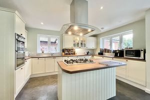 Photo 11- click for photo gallery